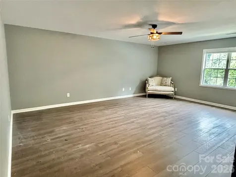 229 17th Avenue SE Hickory NC 28602