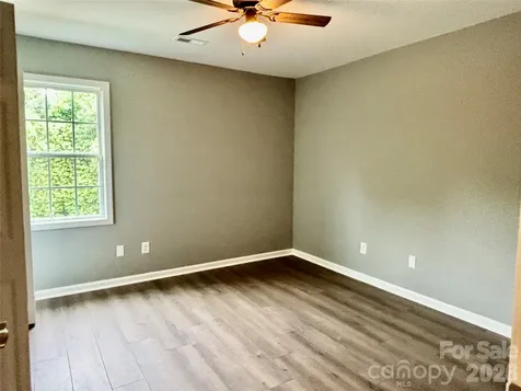 229 17th Avenue SE Hickory NC 28602