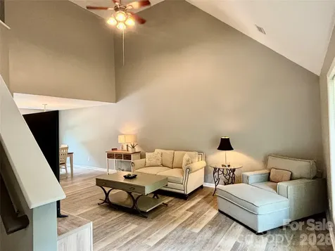 229 17th Avenue SE Hickory NC 28602