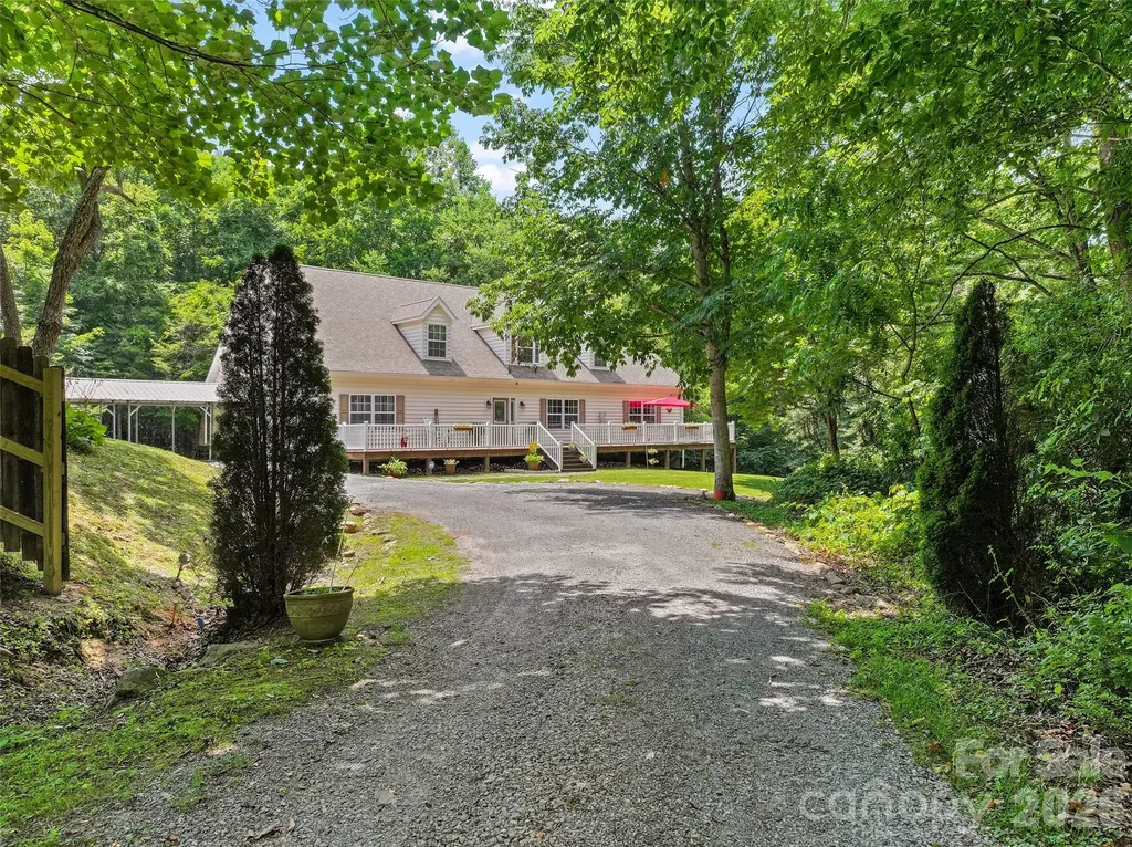 165 Sequoyah Drive Waynesville NC 28785