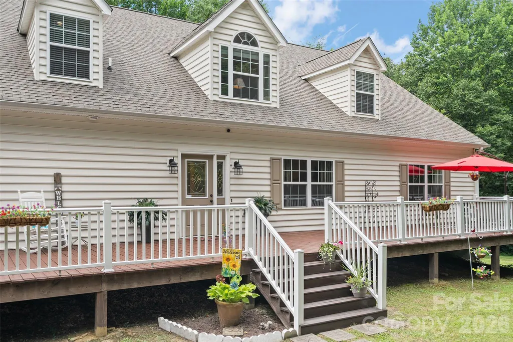 165 Sequoyah Drive Waynesville NC 28785