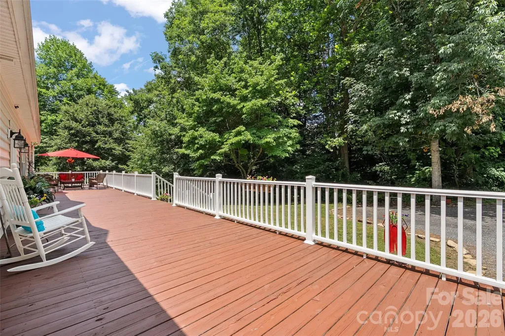 165 Sequoyah Drive Waynesville NC 28785