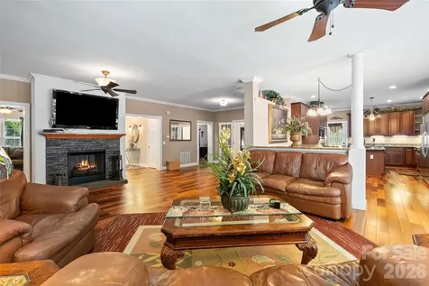 165 Sequoyah Drive Waynesville NC 28785