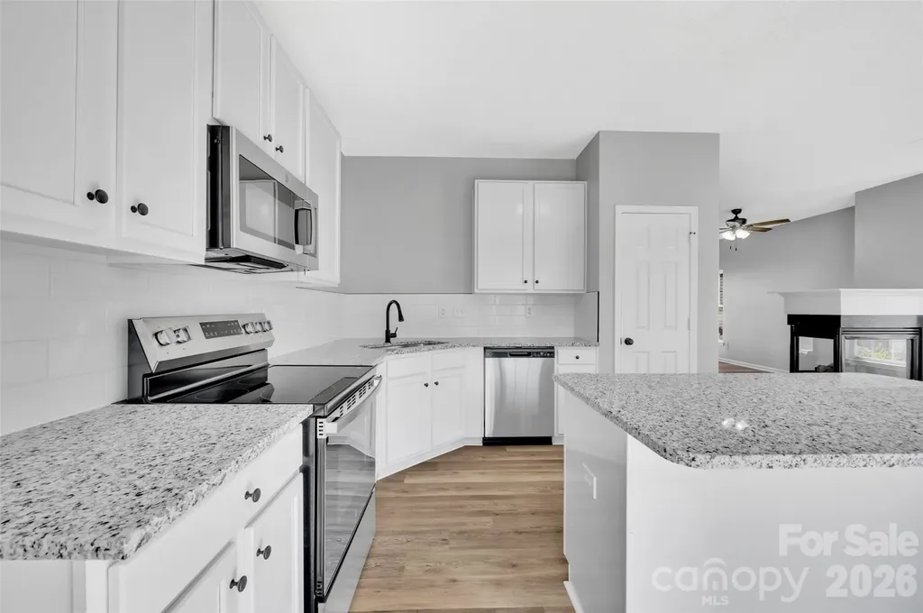 8558 Carolina Lily Lane Charlotte NC 28262