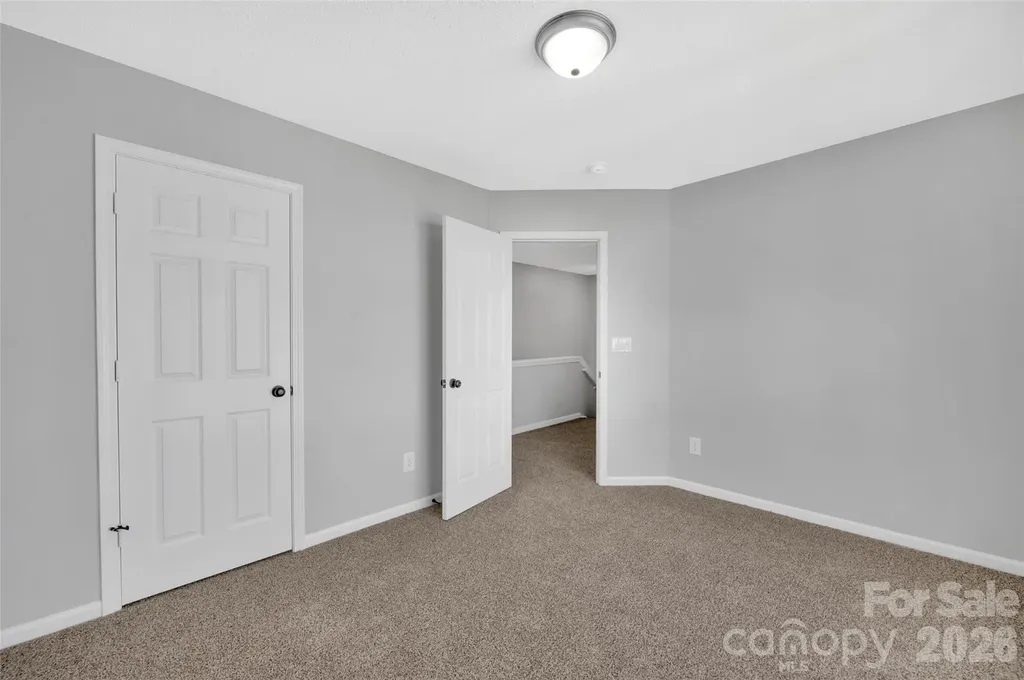 8558 Carolina Lily Lane Charlotte NC 28262