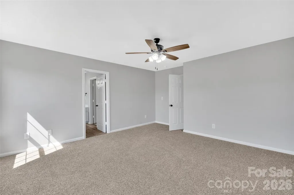 8558 Carolina Lily Lane Charlotte NC 28262