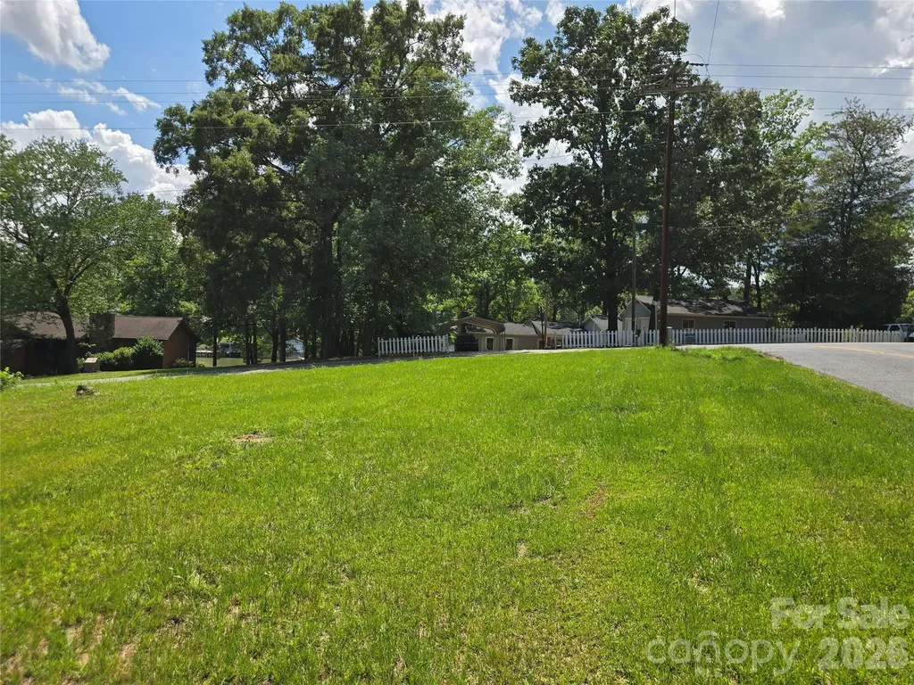 0 Pinehaven Drive Badin Lake NC 28127