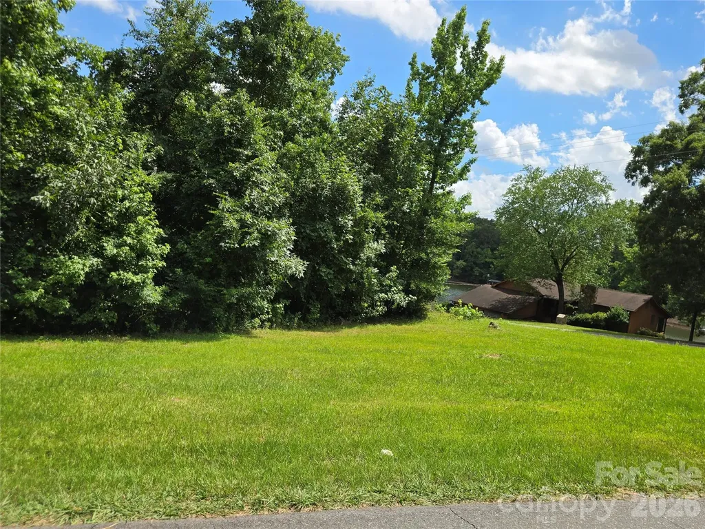 0 Pinehaven Drive Badin Lake NC 28127