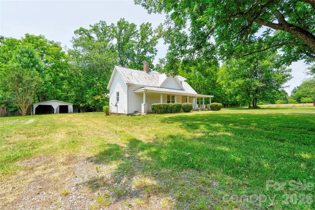 1813 Saint Marks Church Road Crouse NC 28033