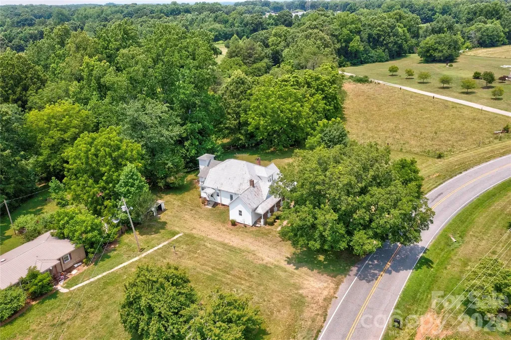 1813 Saint Marks Church Road Crouse NC 28033
