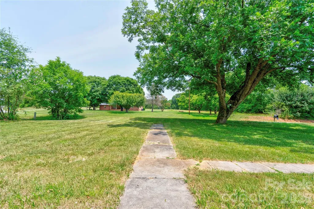 1813 Saint Marks Church Road Crouse NC 28033