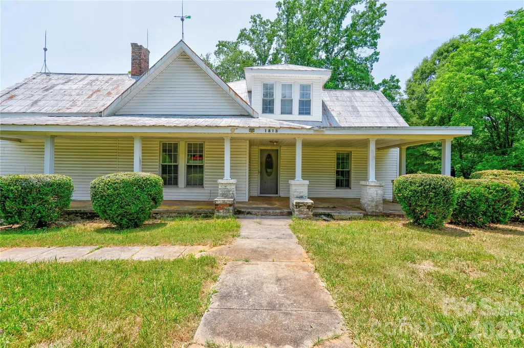 1813 Saint Marks Church Road Crouse NC 28033