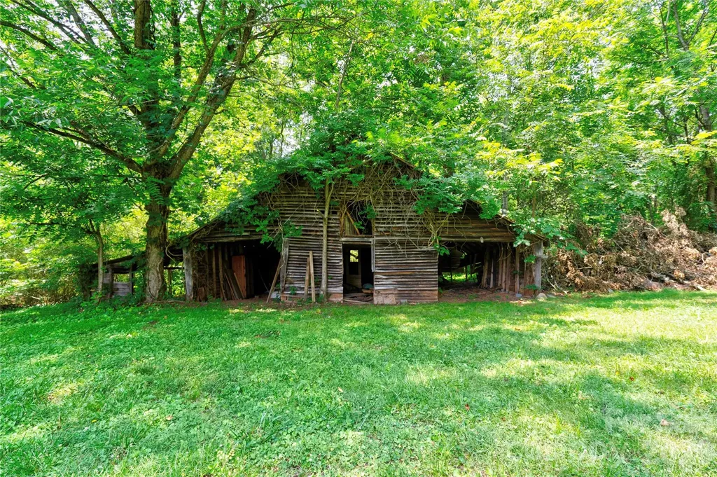 1813 Saint Marks Church Road Crouse NC 28033