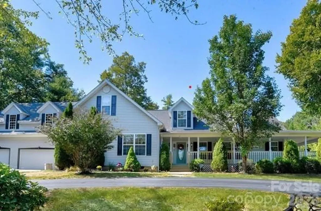 34 England Valley Road Weaverville NC 28787