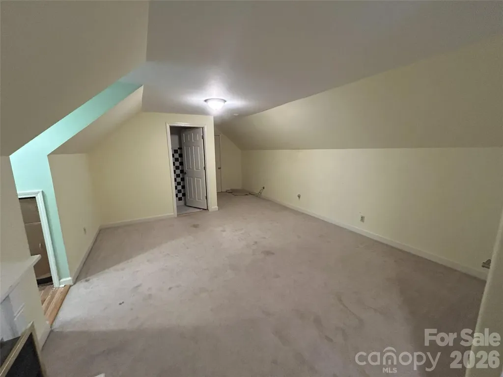 34 England Valley Road Weaverville NC 28787