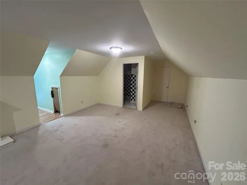 34 England Valley Road Weaverville NC 28787