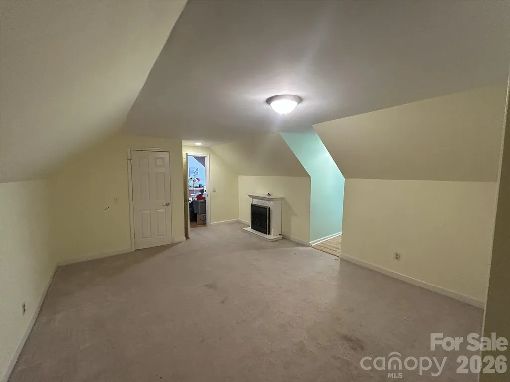 34 England Valley Road Weaverville NC 28787