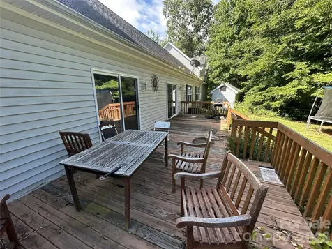 34 England Valley Road Weaverville NC 28787
