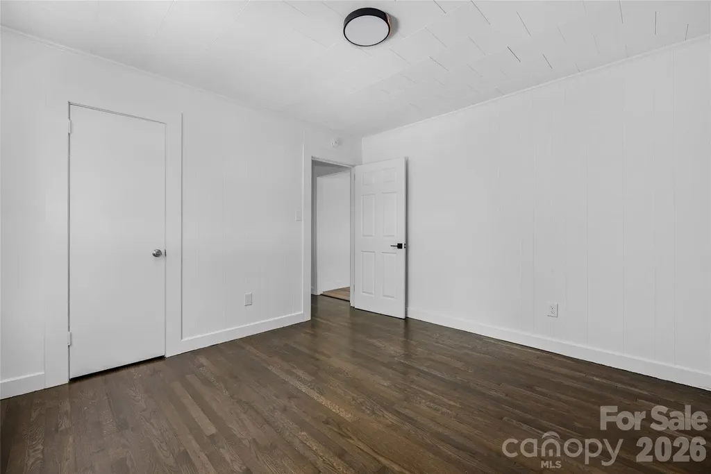 445 Oakwood Avenue Mooresville NC 28115