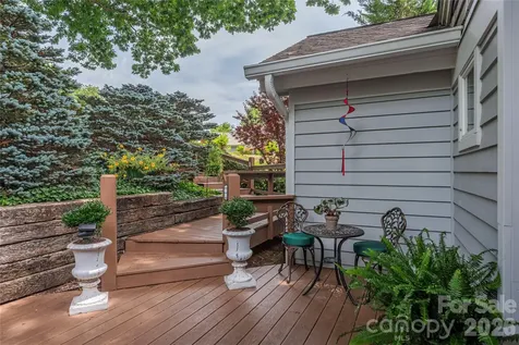 94 Oakcrest Lane Waynesville NC 28786
