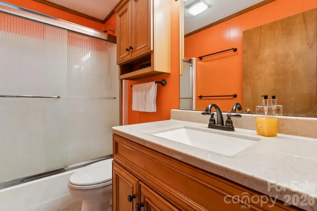 918 Pinehaven Drive New London NC 28127