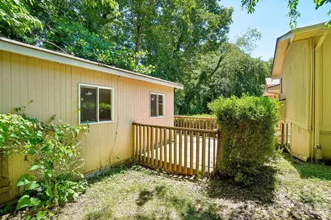 51 Wake Robin Way Asheville NC 28805
