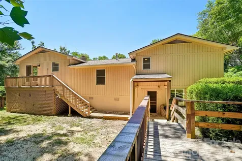 51 Wake Robin Way Asheville NC 28805