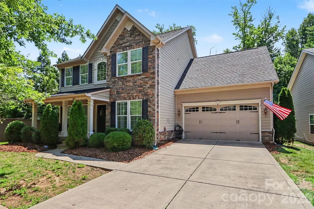 11830 Warfield Avenue Huntersville NC 28078