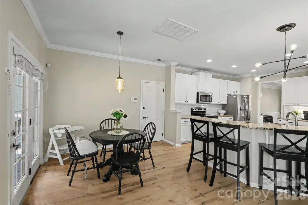 11830 Warfield Avenue Huntersville NC 28078