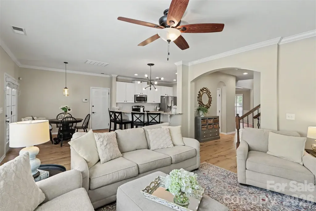 11830 Warfield Avenue Huntersville NC 28078