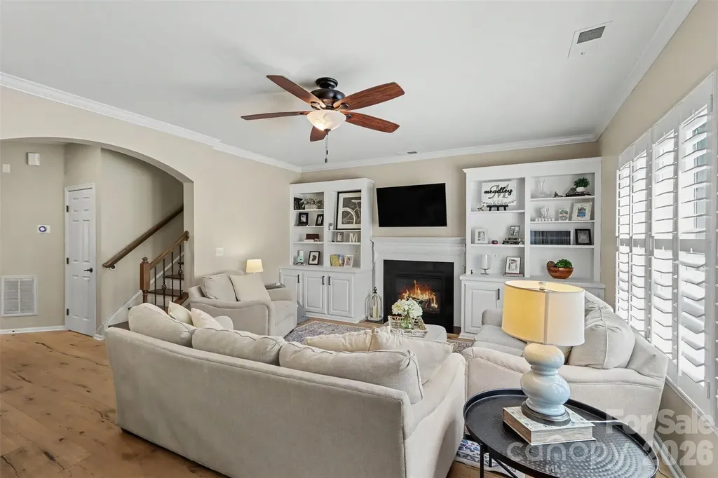 11830 Warfield Avenue Huntersville NC 28078