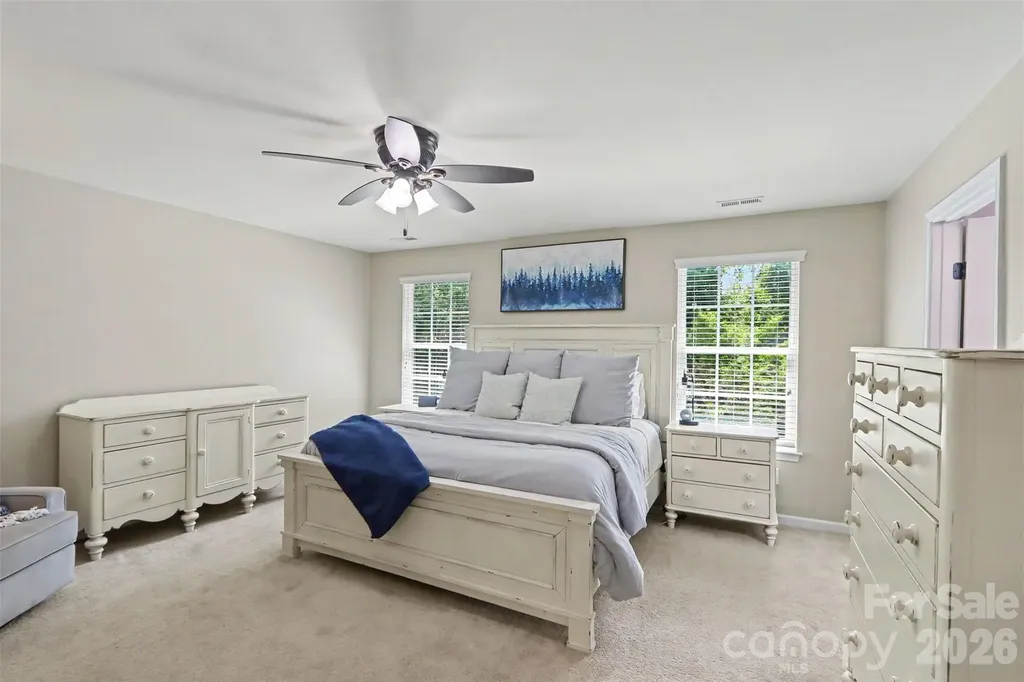 11830 Warfield Avenue Huntersville NC 28078