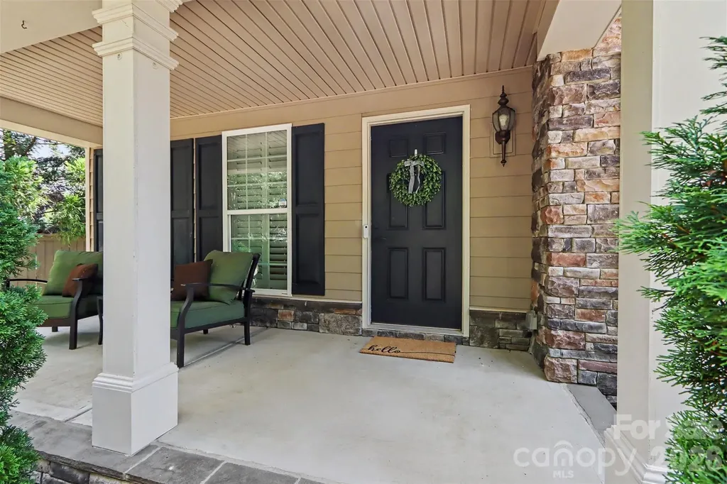 11830 Warfield Avenue Huntersville NC 28078