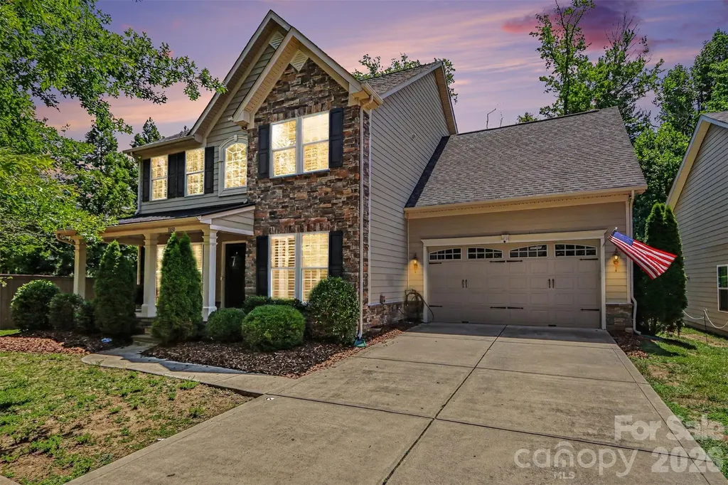 11830 Warfield Avenue Huntersville NC 28078