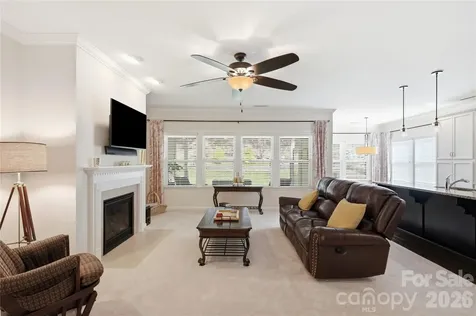 1874 Larkspur Way Tega Cay SC 29708