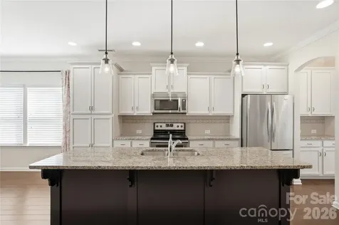 1874 Larkspur Way Tega Cay SC 29708