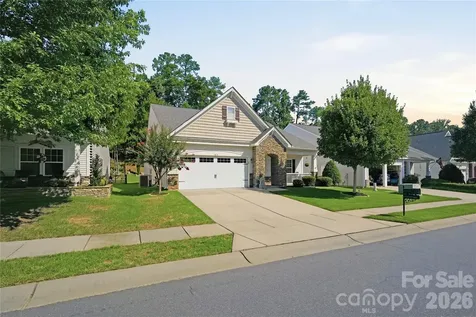 1874 Larkspur Way Tega Cay SC 29708