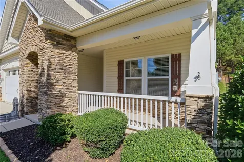 1874 Larkspur Way Tega Cay SC 29708
