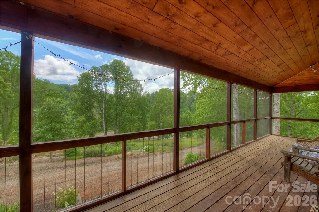 2825 Harrell Hill Road Bakersville NC 28705