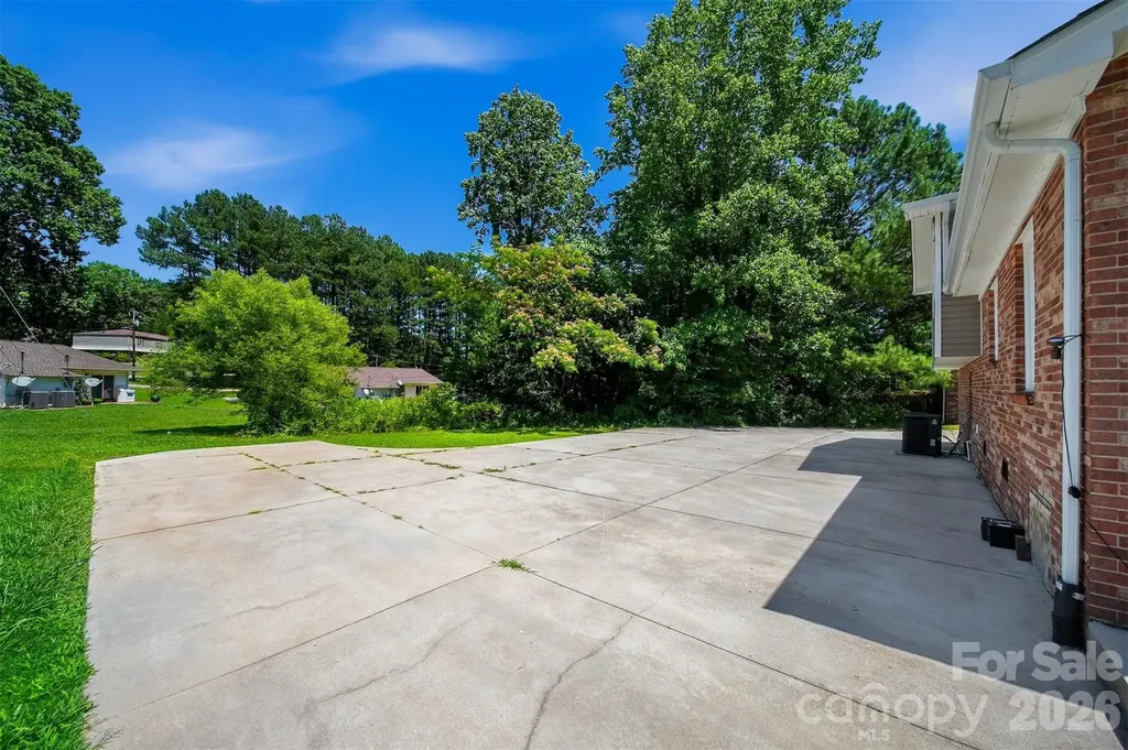 1401 Southwest Boulevard Newton NC 28658