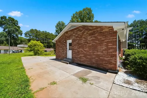 1401 Southwest Boulevard Newton NC 28658