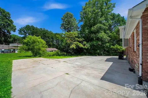 1401 Southwest Boulevard Newton NC 28658