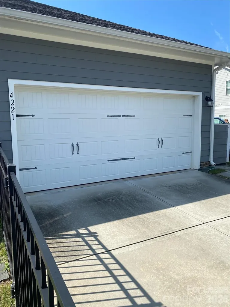 4221 Courtly Lane Belmont NC 28012
