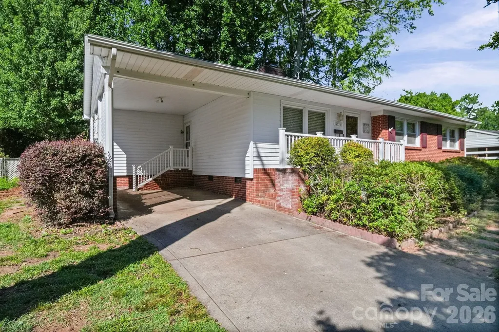 5326 Murrayhill Road Charlotte NC 28210