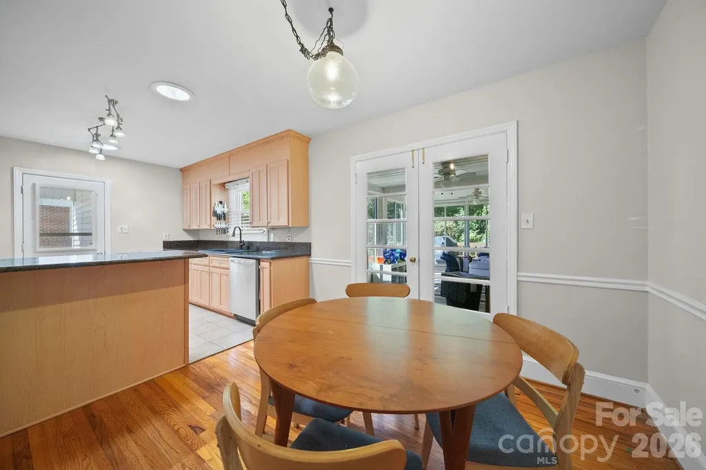 5326 Murrayhill Road Charlotte NC 28210