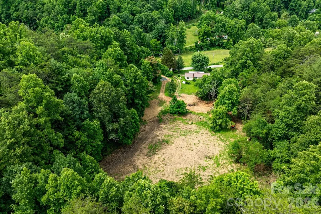 9999 Morgan Branch Road Weaverville NC 28787