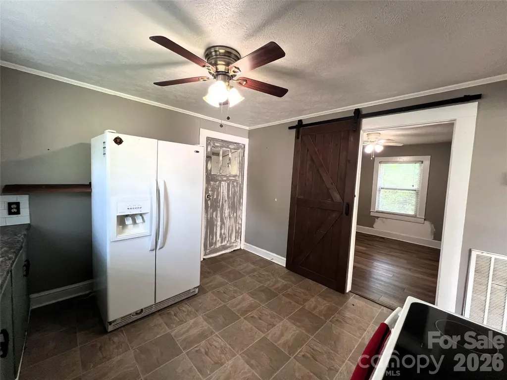 409 S Maple Street Dallas NC 28034
