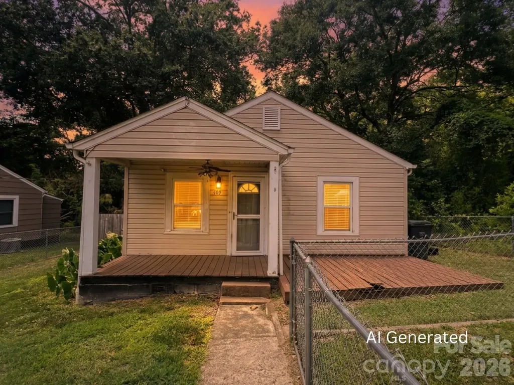 409 S Maple Street Dallas NC 28034