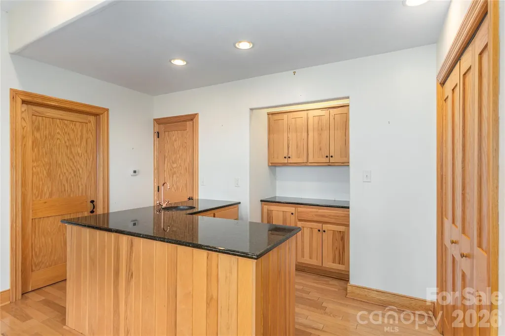 98 Flat Creek Road Fairview NC 28730