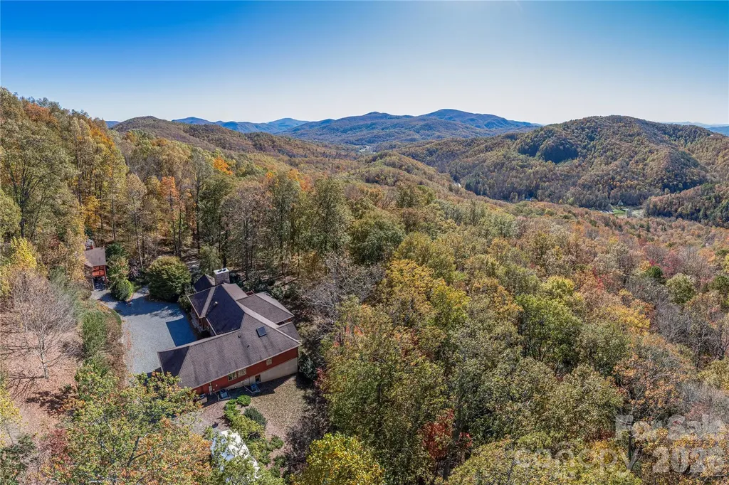 98 Flat Creek Road Fairview NC 28730